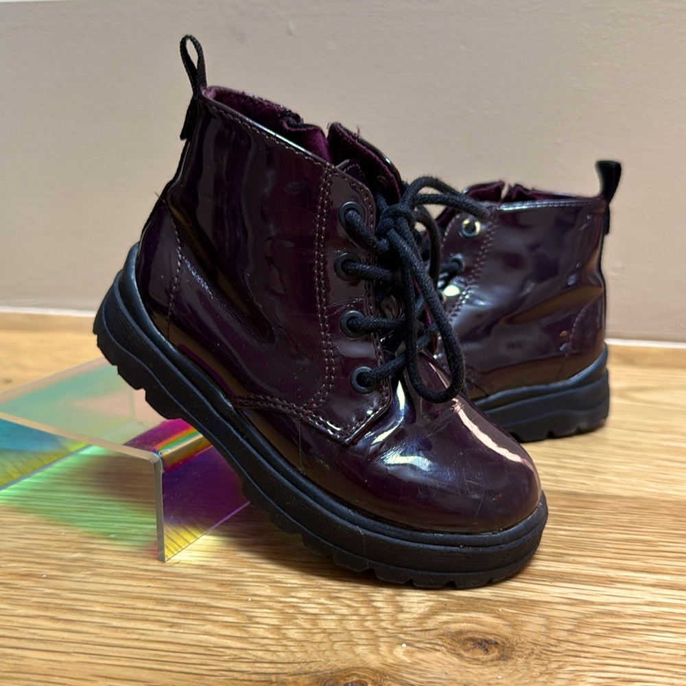 Zara lug-sole boots in burgundy (faux) patent leather, Size 7 (23)